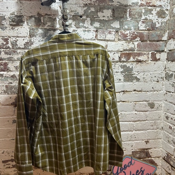 Mens Original Penguin by Munsingware olive and white check button down, Size XL - Picture 4 of 8
